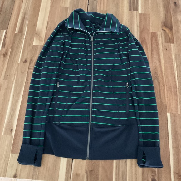 Lululemon jacket - Picture 5 of 5